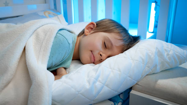 متى ينام الأطفال في غرفهم الخاصة؟
